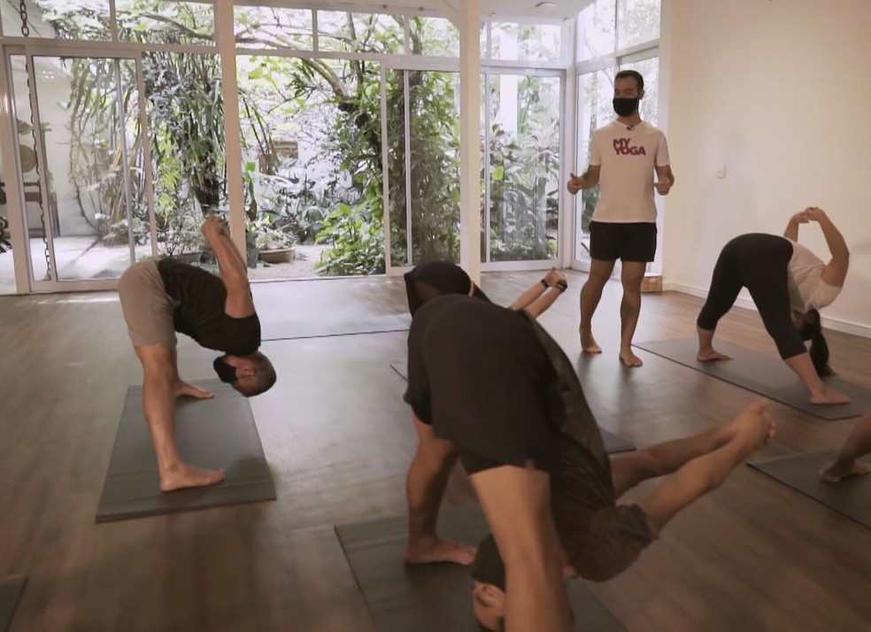 Instrutor de yoga é uma das ocupações que passaram a ser listadas pelo Guia Brasileiro de Ocupações — Foto: Globo Repórter
