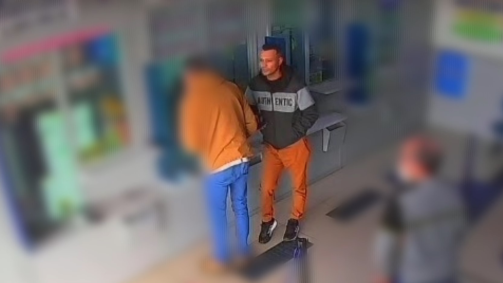 VÍDEO: suspeito de sequestro é flagrado obrigando vítimas a fazerem saques em lotérica de Campinas