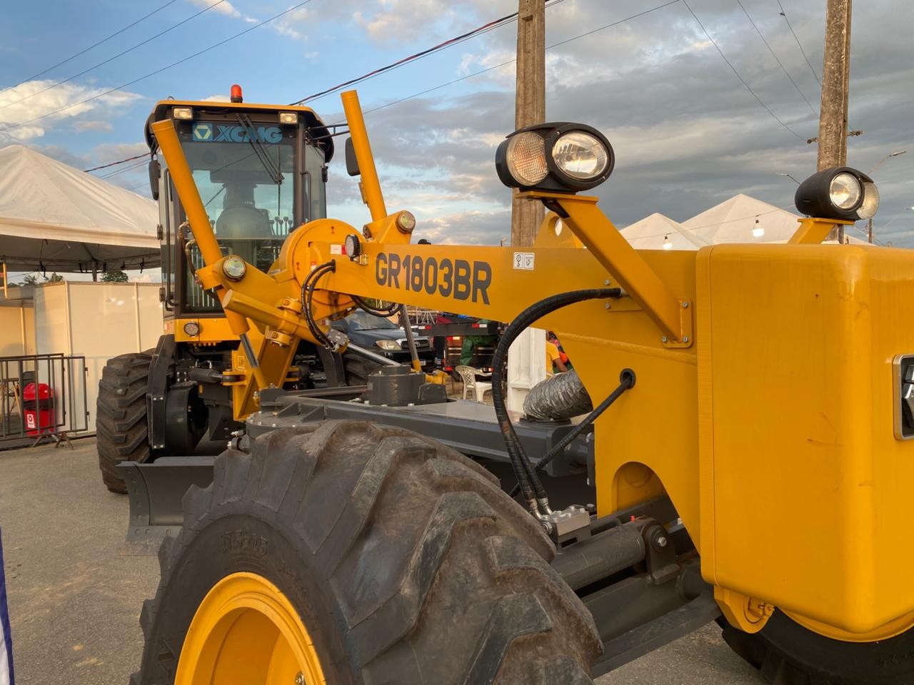 Festa rural em Caroebe aumenta procura por máquinas agrícolas