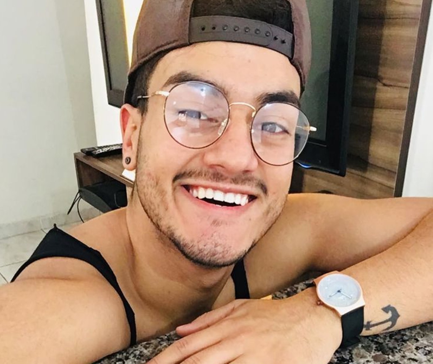 Professor de dança pediu ajuda em posto e falou de encontro por app antes de desaparecer, diz frentista