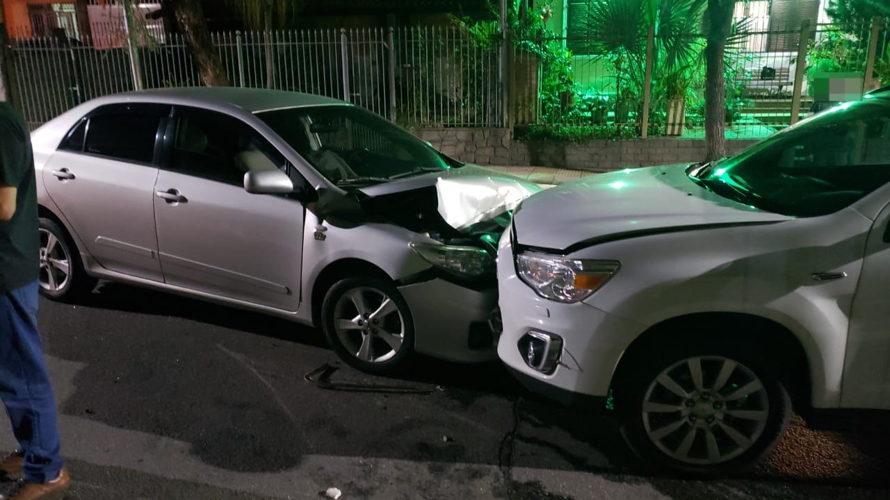 Homem é preso por dirigir embriagado e causar acidente em Volta Redonda