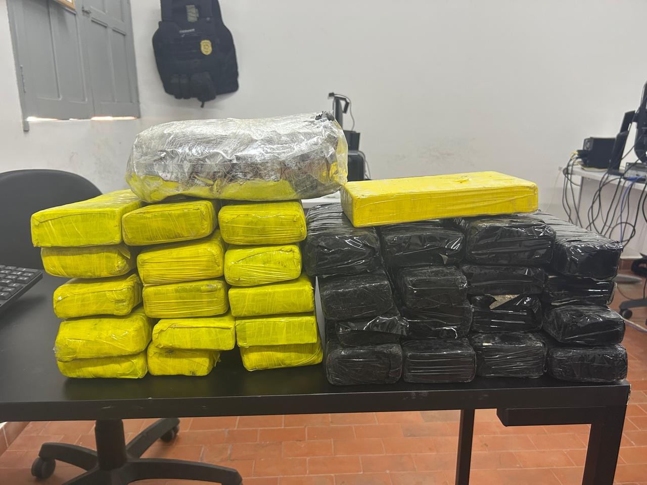 Polícia do RN prende 15 pessoas no primeiro dia de operação que mira facções criminosas no Nordeste