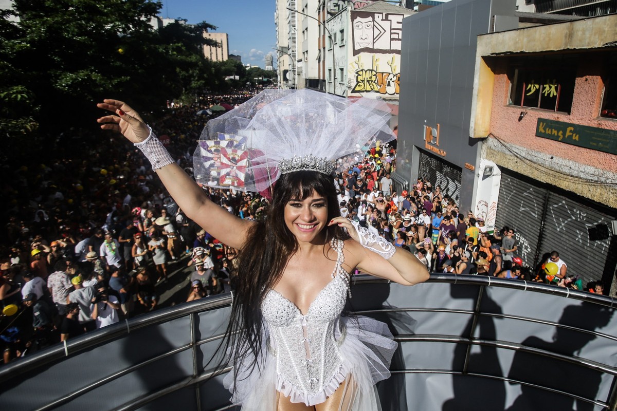 carnaval 2018 em sp veja lista de blocos de rua desta sexta até a