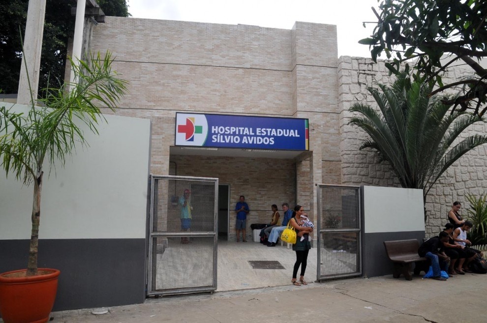 Mulher esfaqueia o marido após ser agredida com soco por causa de ciúmes no ES