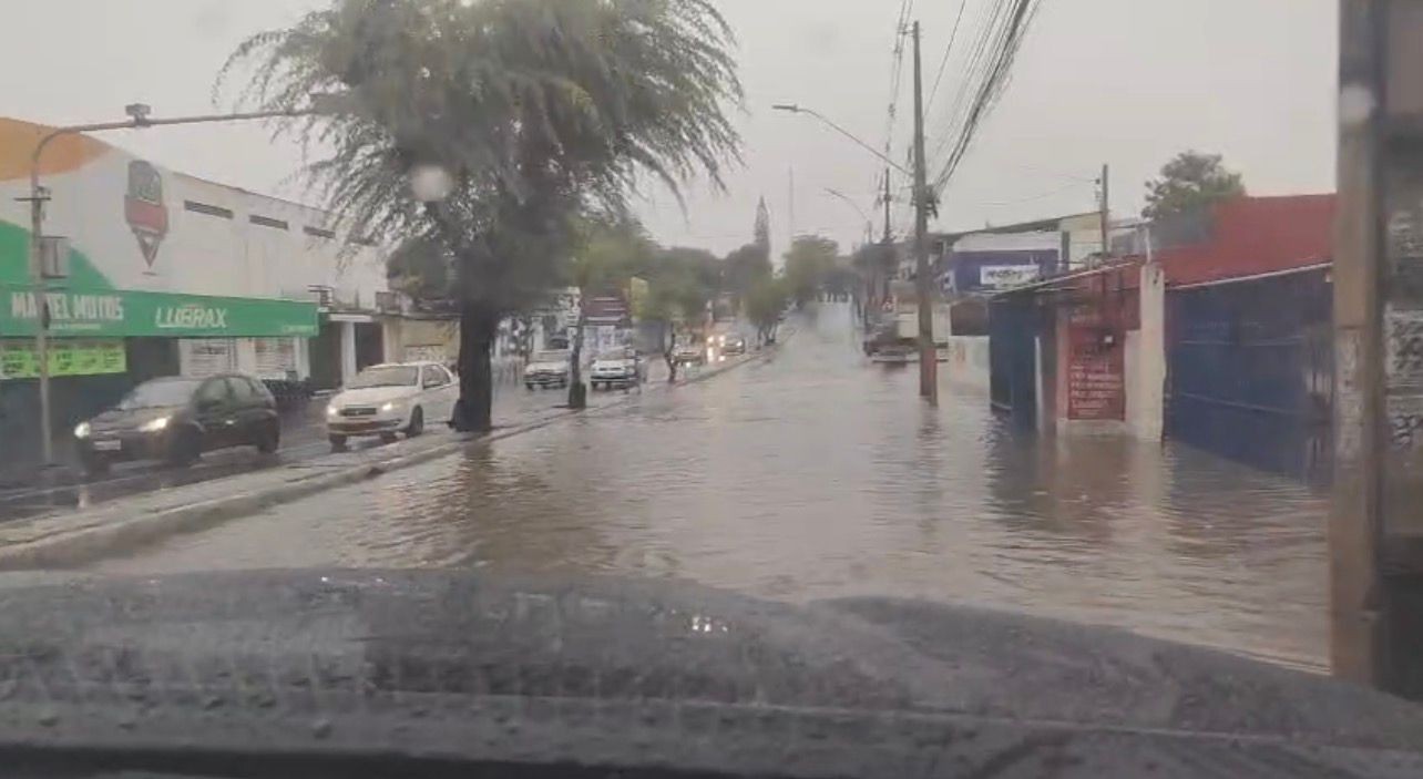 Inmet emite alerta de chuvas intensas para todas as cidades da Paraíba 