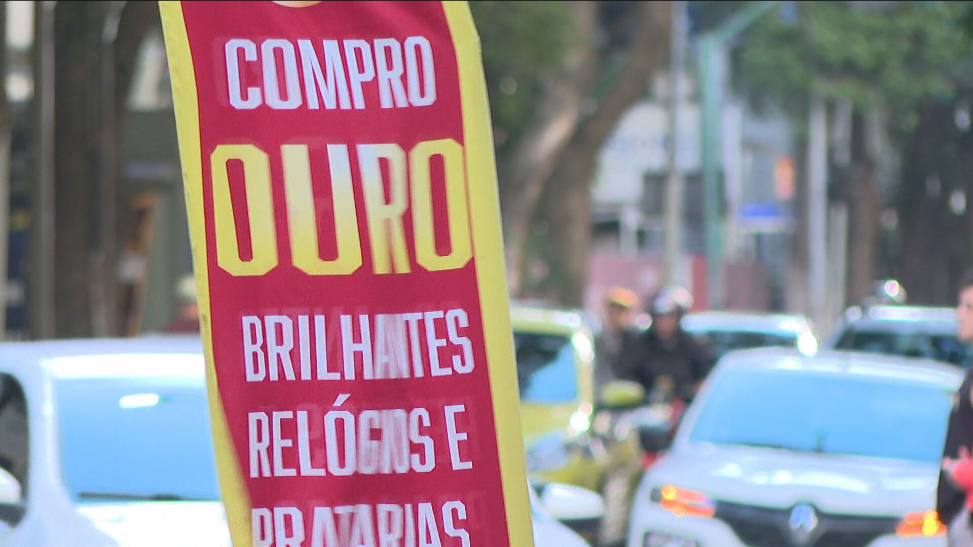 Roubos de joias se multiplicam com alta do ouro, enquanto mercado sem procedência avança