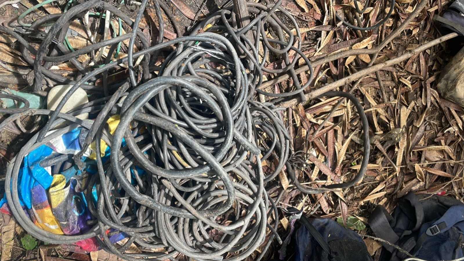 Homens são presos com fios de cobre furtados da Usiminas