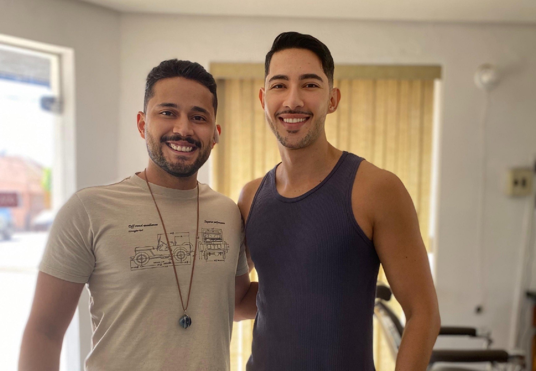 Barbeiro comenta choro de cliente após despedida e explica mudança para o TO: 'Não esperava atingir tantas pessoas'
