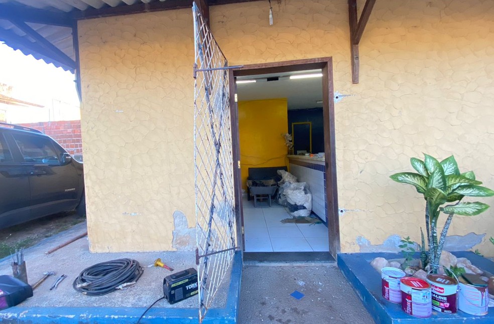 Empresa de entulho em Natal &eacute; alvo de arrombamento &mdash; Foto: Francielly Medeiros / Inter TV Cabugi