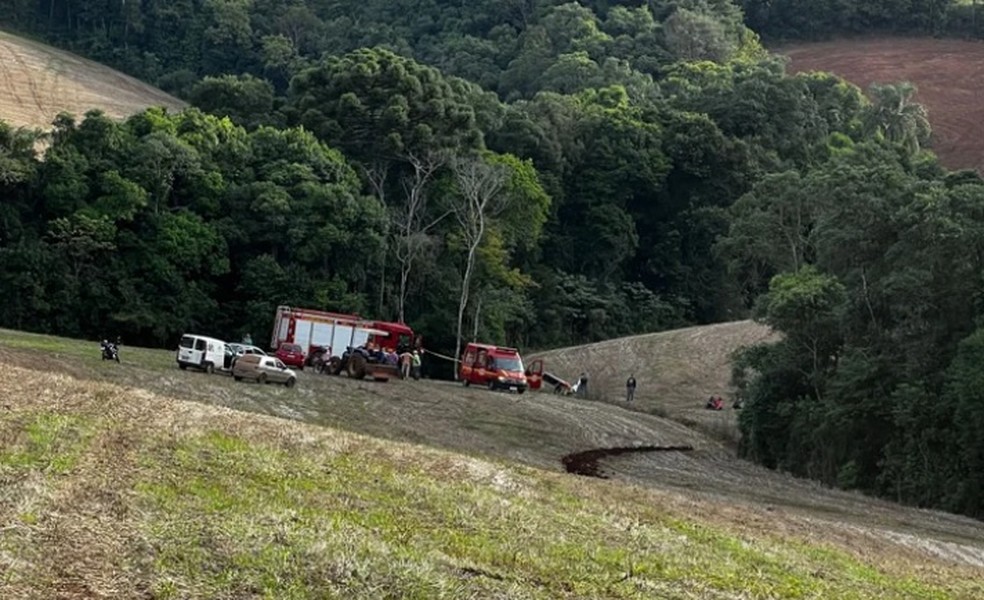 Local em que trator atropelou e matou criança em Floriano Peixoto — Foto: Diego Camargo/Portal Tchê