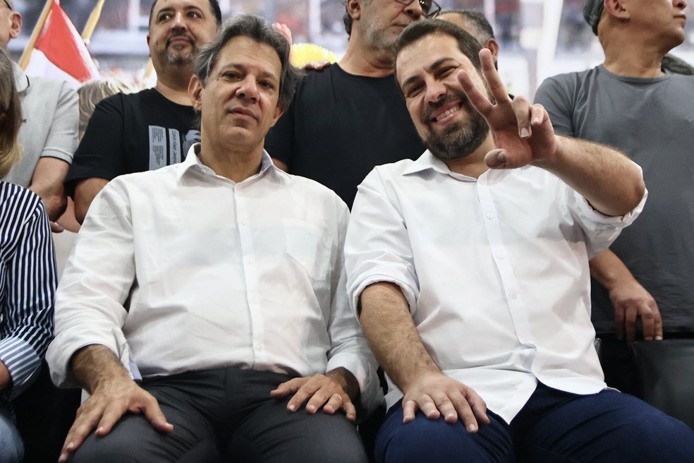 Boulos ao lado do ministro Fernando Haddad (PT) — Foto: YURI MURAKAMI/FOTOARENA/ESTADÃO CONTEÚDO