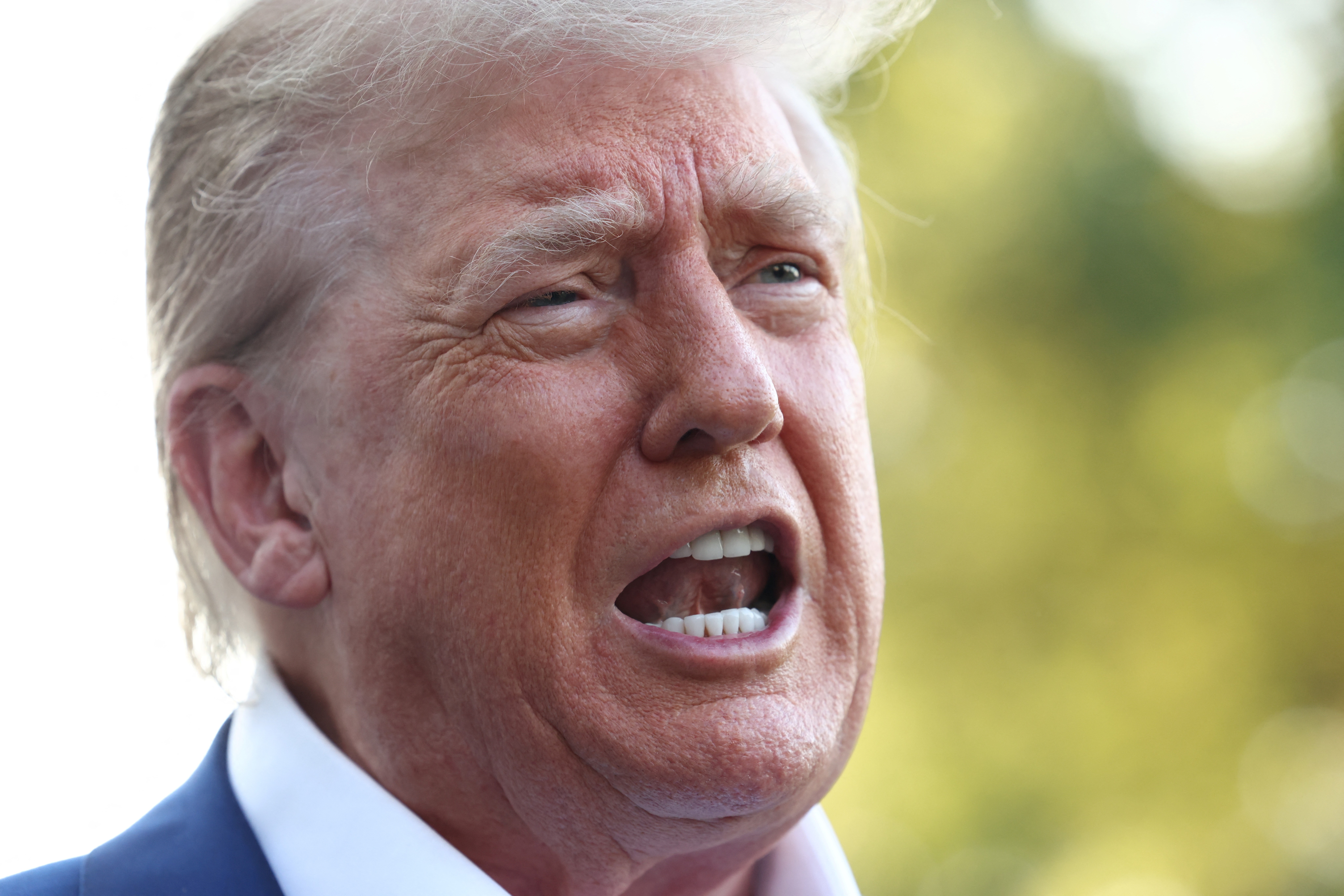 Trump anuncia tarifa de 50% ao Brasil