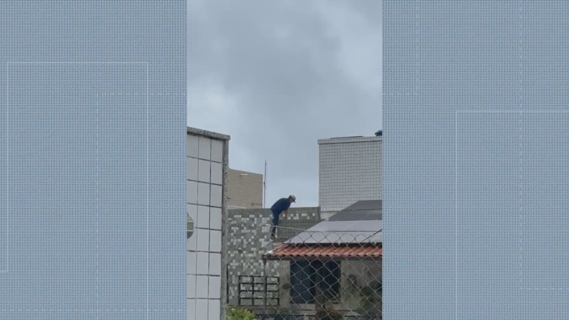 Homem é preso no Recreio e foge da delegacia pelo basculante do banheiro