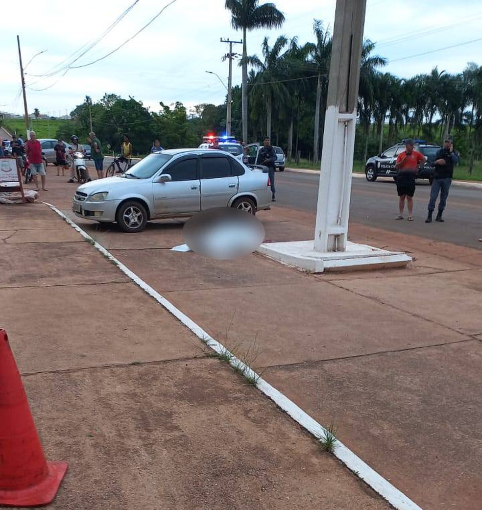 Policial foi morto a tiros próximo ao ginásio de esporte do município — Foto: Reprodução