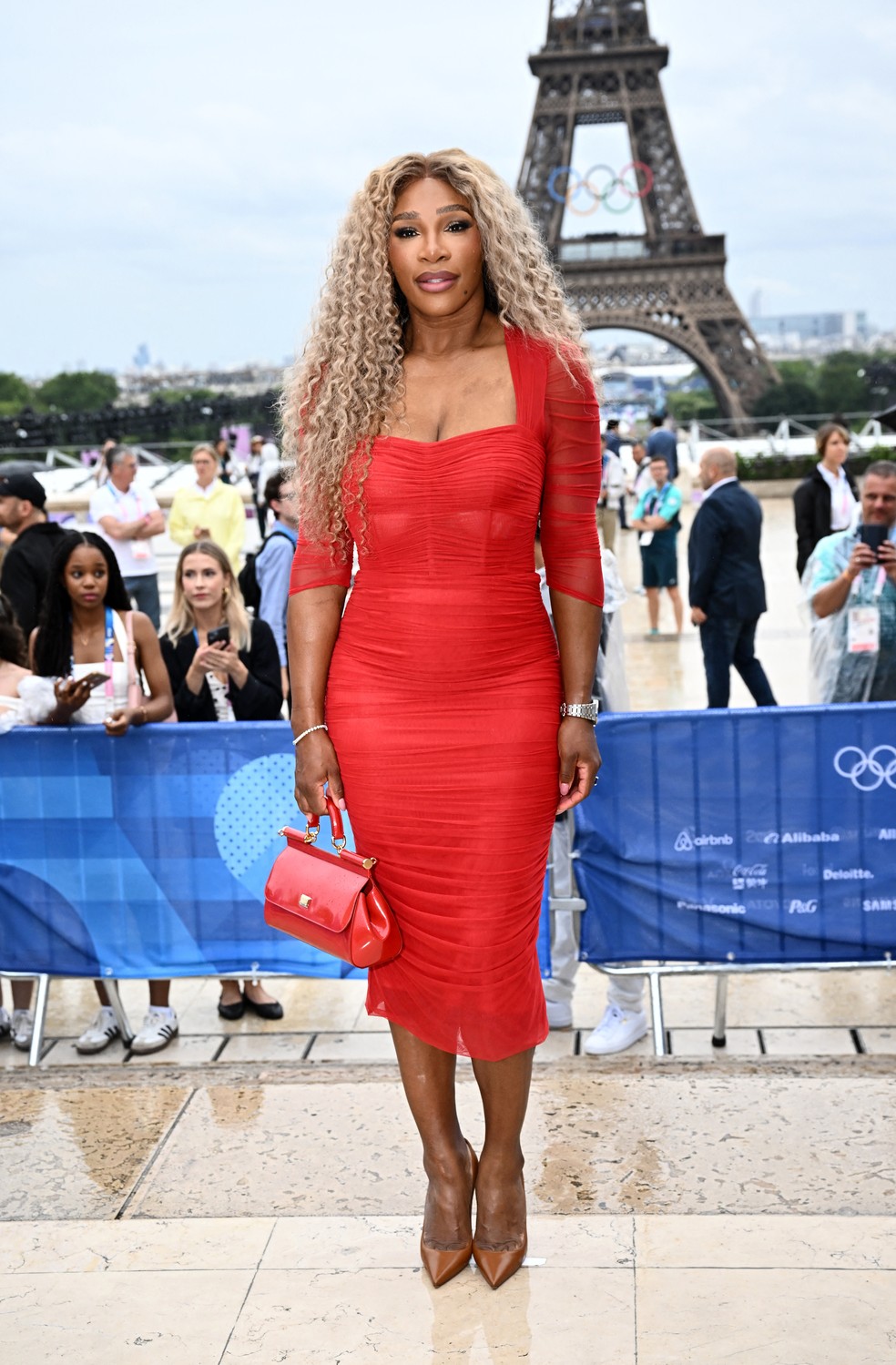 Ex-tenista Serena Williams chega à cerimônia de abertura das Olimpíadas de 2024 — Foto: Dylan Martinez/Reuters