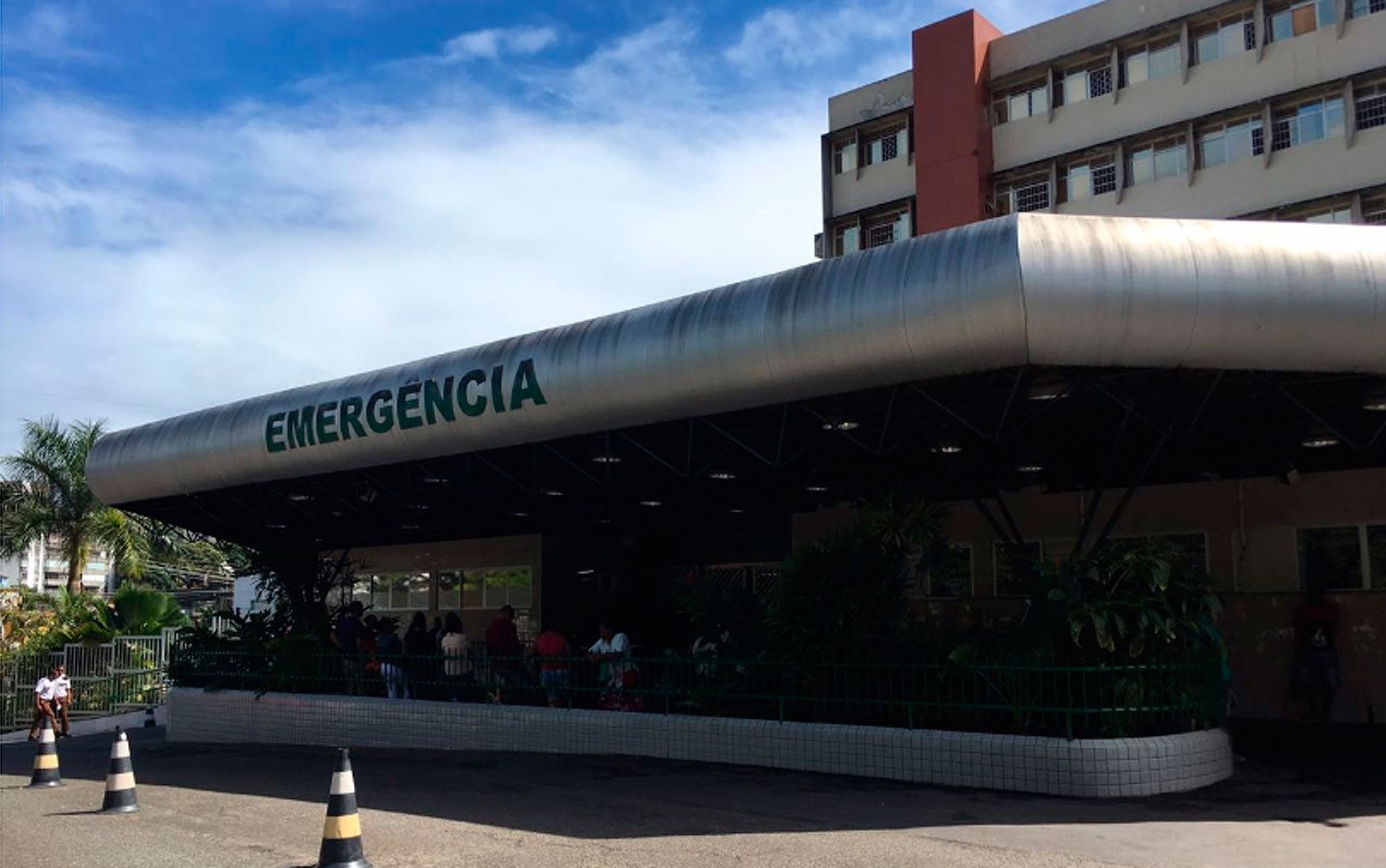 Explosão em churrascaria deixa pessoas gravemente feridas em Vera Cruz 