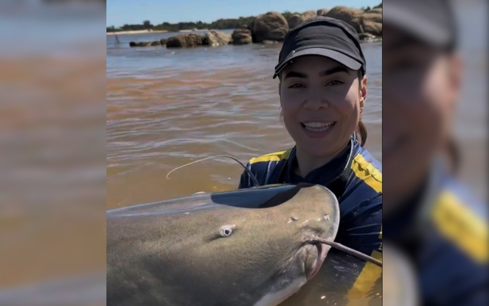 Cantora Naiara Azevedo pesca piraiba com 2,4 metros no Rio Araguaia, em Aruan�, Goi�s � Foto: Reprodu��o/Instagram de Naiara Azevedo
