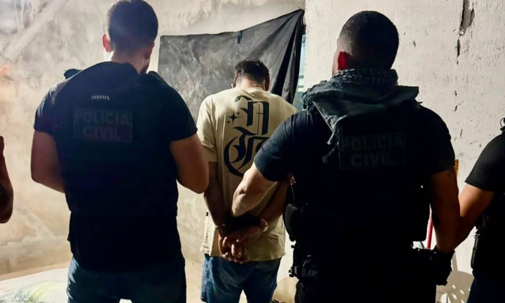 Homem filmando se masturbando em academia de condomínio na BA é preso cinco dias após o crime — Foto: Divulgação/PC-BA