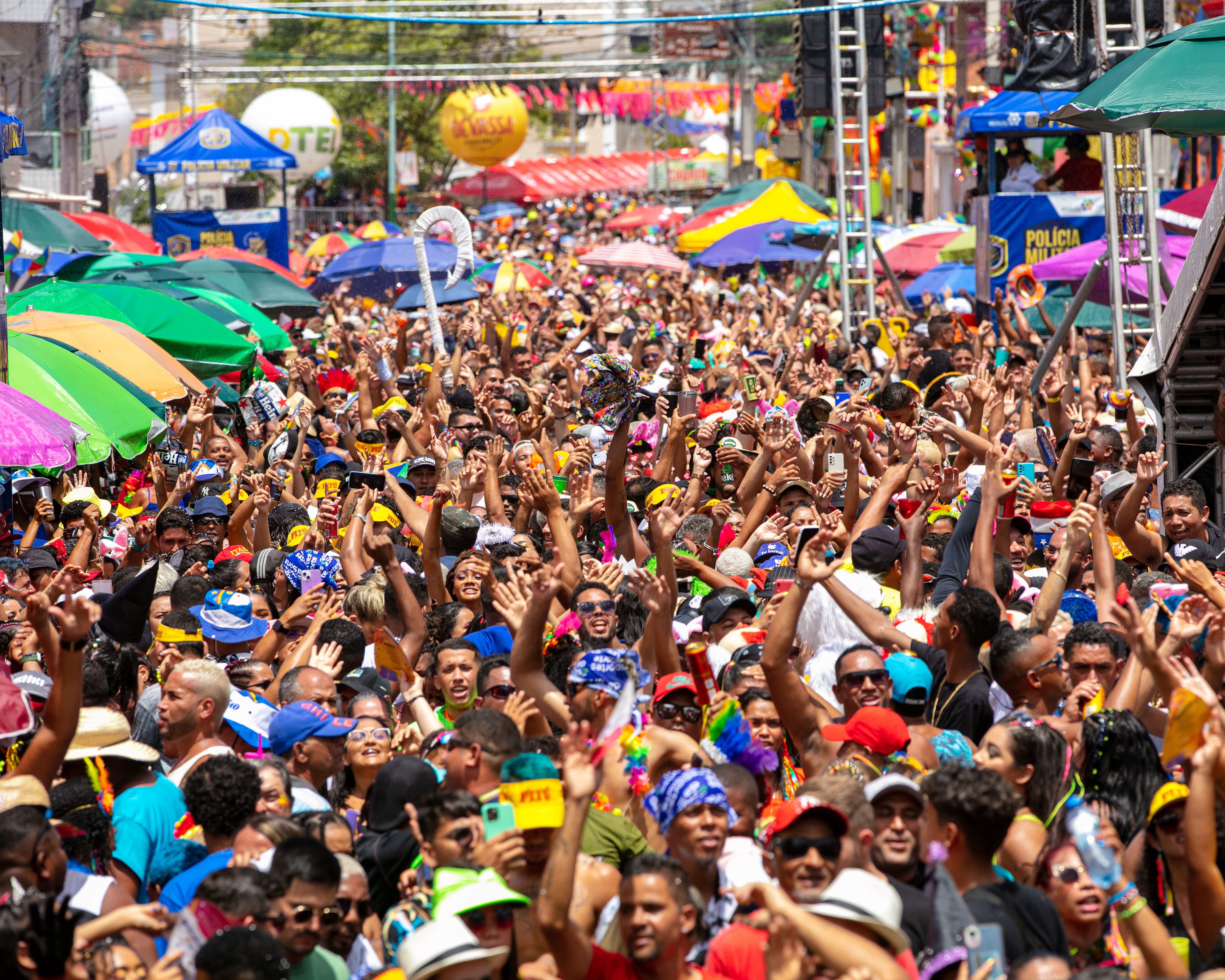Carnaval do Papangu 2024, em Bezerros, recebeu mais de meio milhão de foliões e movimentou mais de R$ 20 milhões