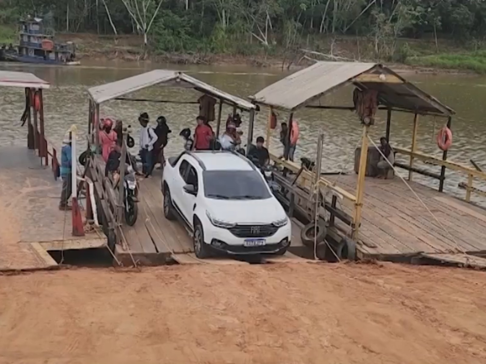 DNIT inicia estudos para construção de ponte que vai ligar dois municípios no Vale do Juruá