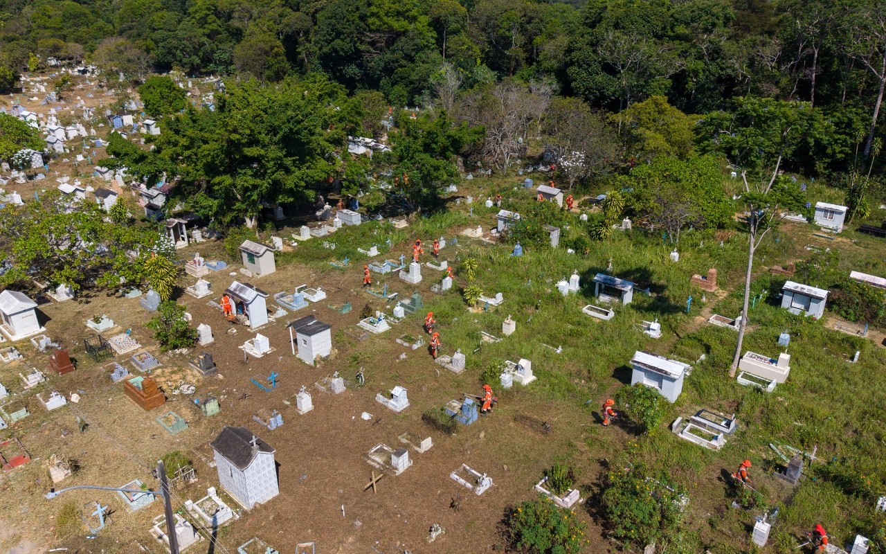 Cemitérios de Manaus funcionam das 6h às 18h no Dia dos Pais