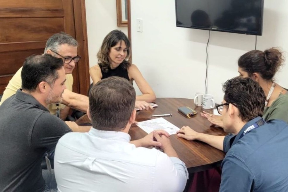 Segundo a prefeitura, uma reunião discutiu o tema em São Vicente — Foto: Prefeitura de São Vicente/Divulgação