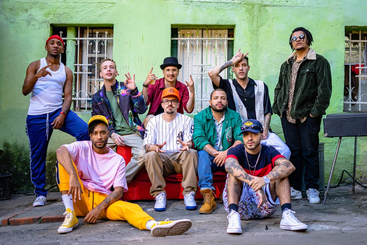 Haikaiss mergulha com Projota na água pop do álbum 'Aquário' | Blog do ...