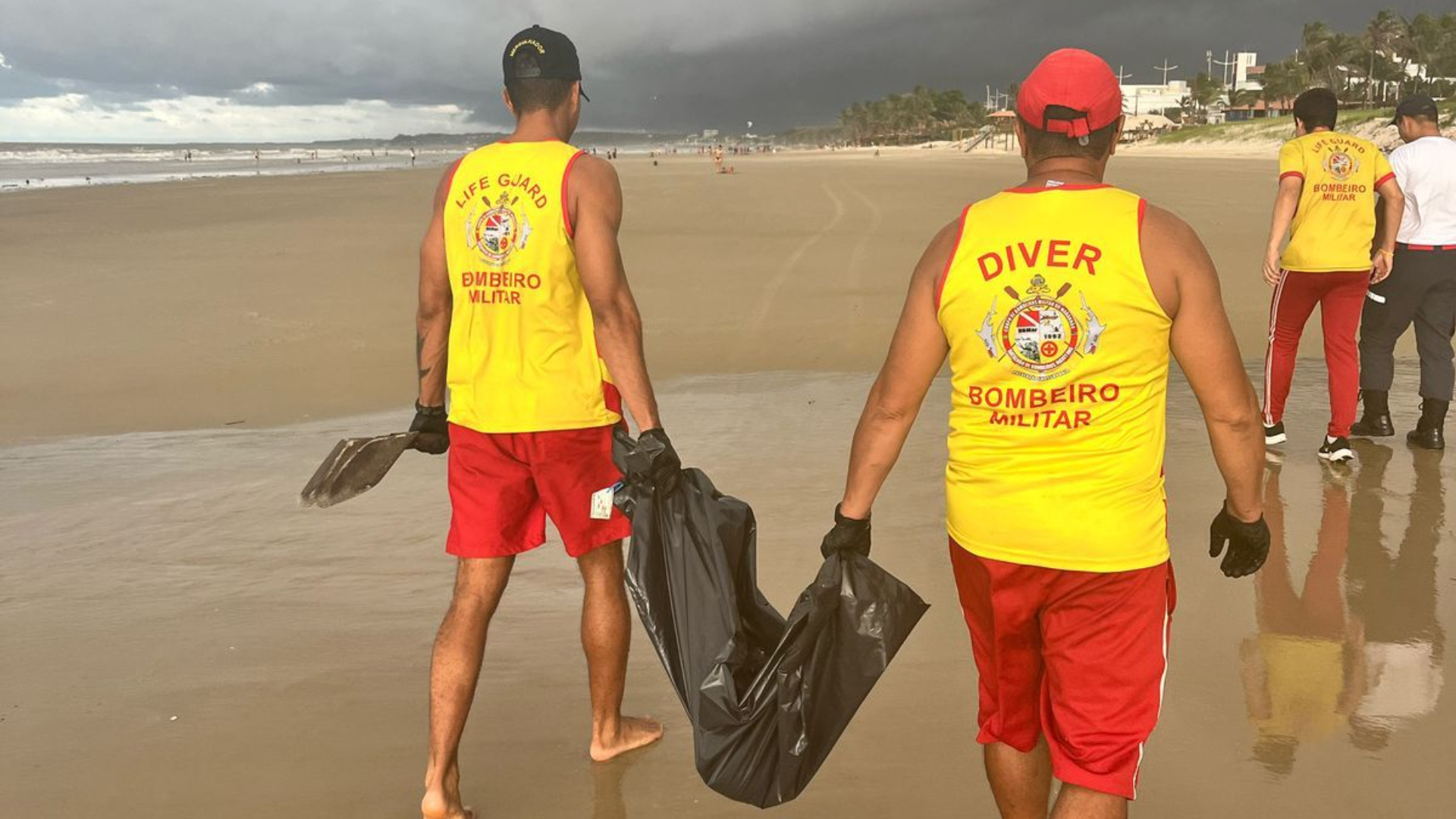 Cabeça e corpo são encontrados separados na praia do Calhau, em São Luís