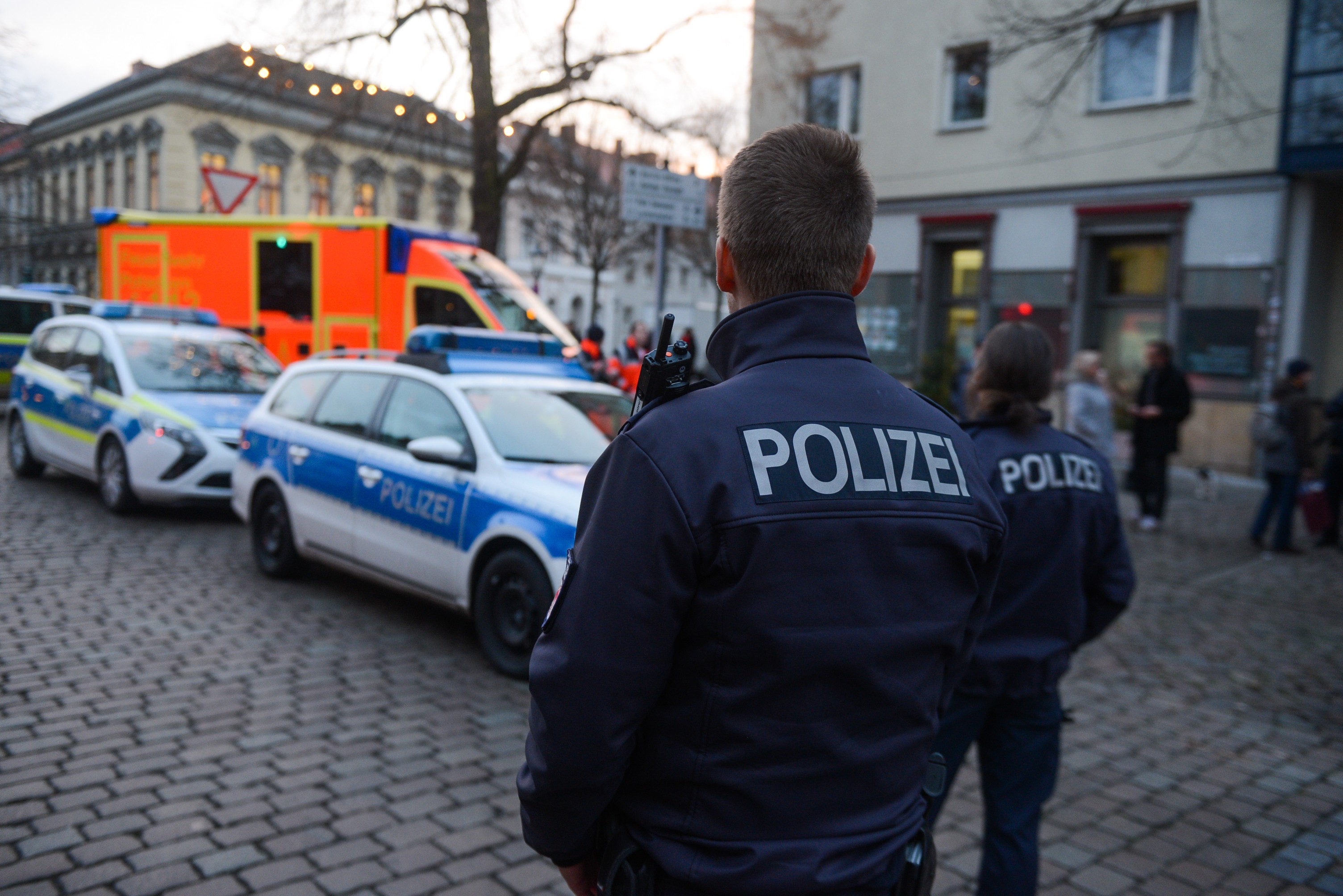 Alemanha detém três menores de idade acusados de planejar atentado terrorista