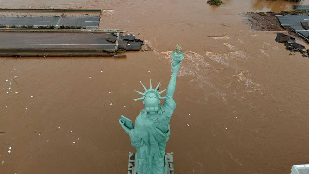 Imagem area mostra rea de enchente em Lajeado, Rio Grande do Sul  Foto: Jeff Botega/Agencia RBS via REUTERS