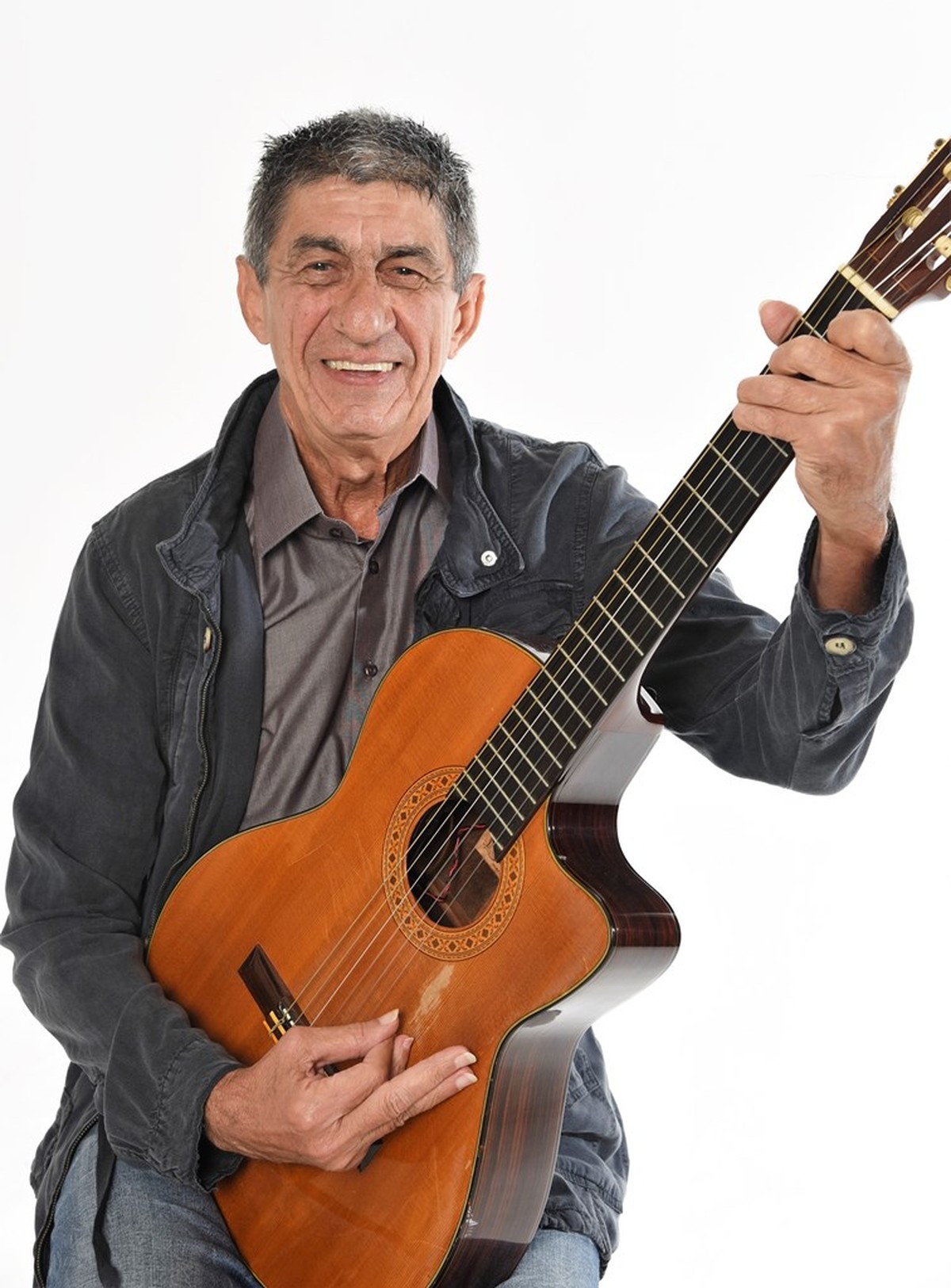 Cantor Fagner faz show em Vilas do Atlântico, no sábado (9) | Música na ...