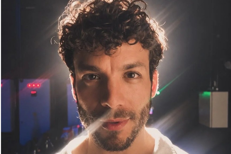 Matheus Sabbá era ator e diretor de teatro, e faleceu aos 30 anos. — Foto: Reprodução/Redes Sociais
