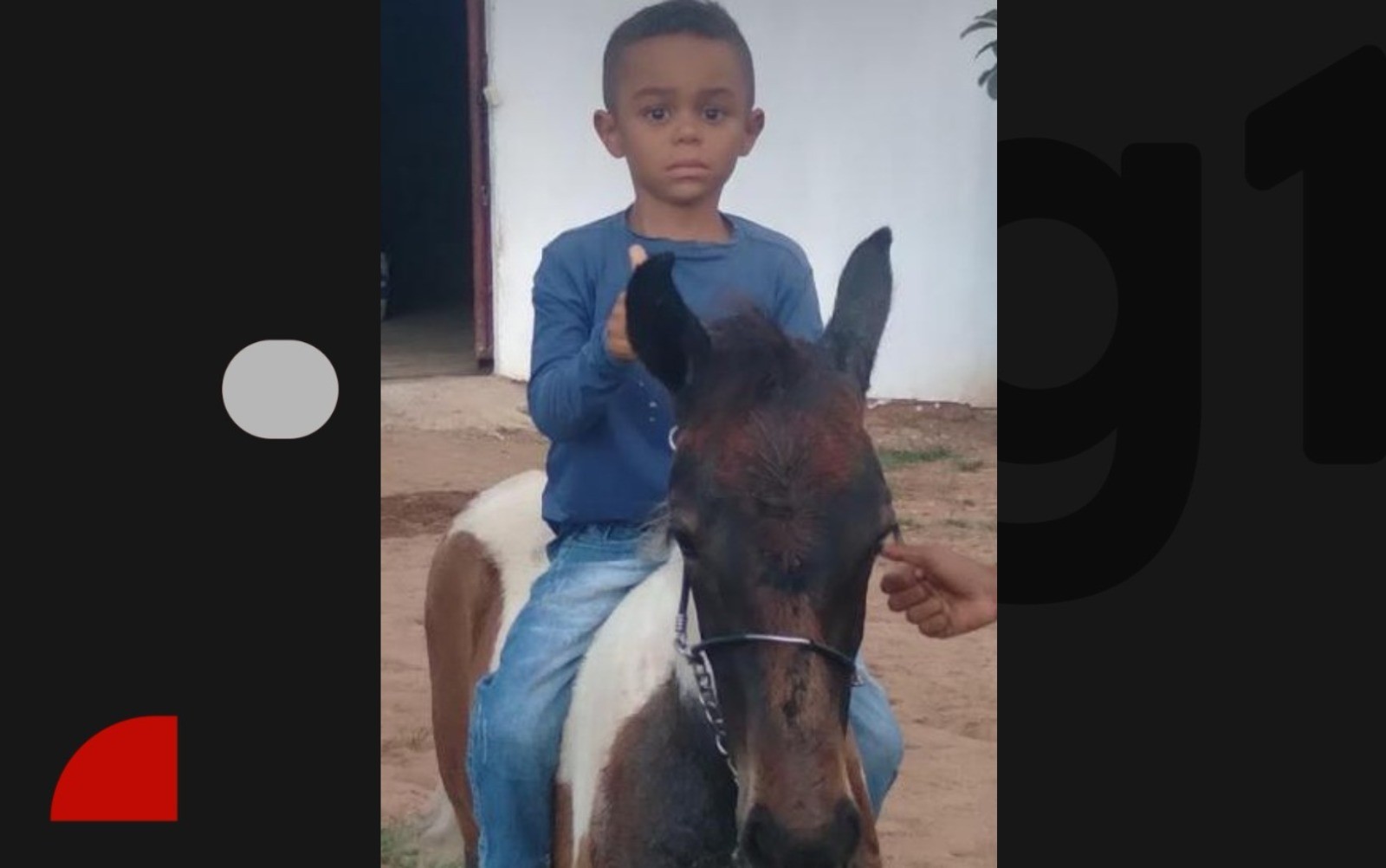 Menino de 8 anos morre afogado em piscina de fazenda no interior da Bahia