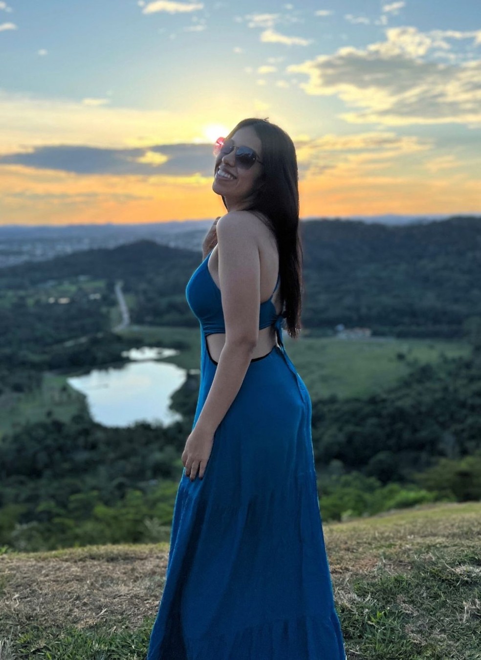 Bianca Siqueira, de 21 anos, era a motorista da picape e ficou presa s ferragens  Foto: Reproduo/Redes Sociais