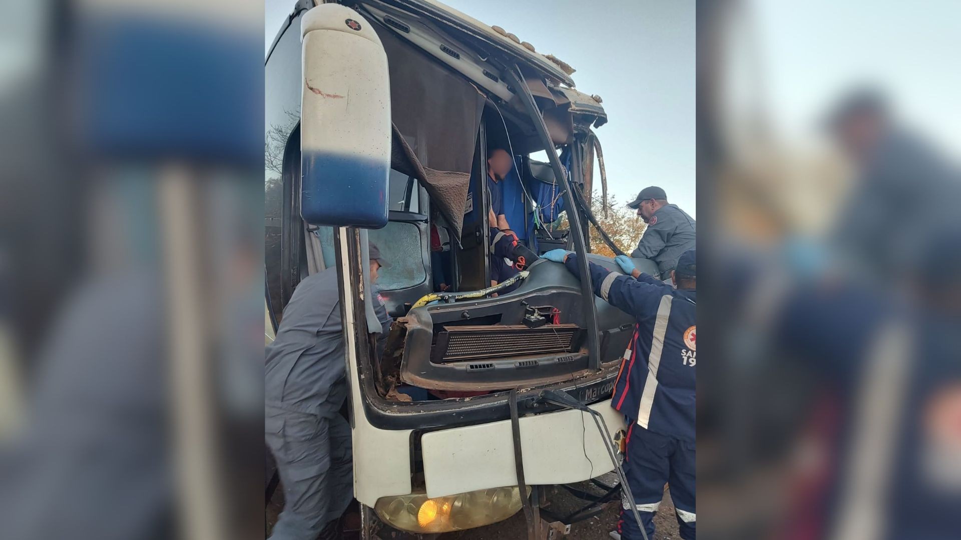 Acidente entre ônibus e caminhão deixa feridos em rodovia em Votuporanga