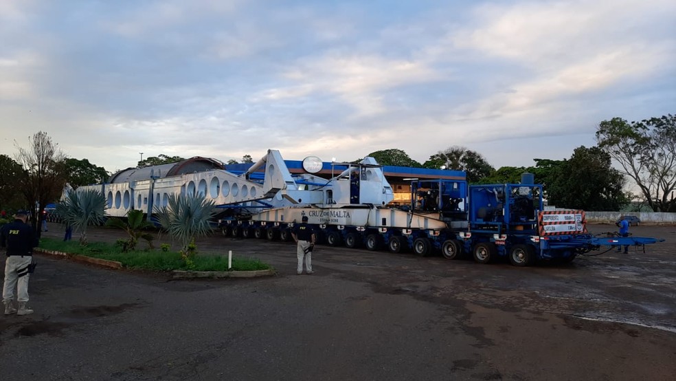 Megacarga ficou 6 dias parada devido as condi&ccedil;&otilde;es do tempo &mdash; Foto: ERP Tri&acirc;ngulo/Divulga&ccedil;&atilde;o