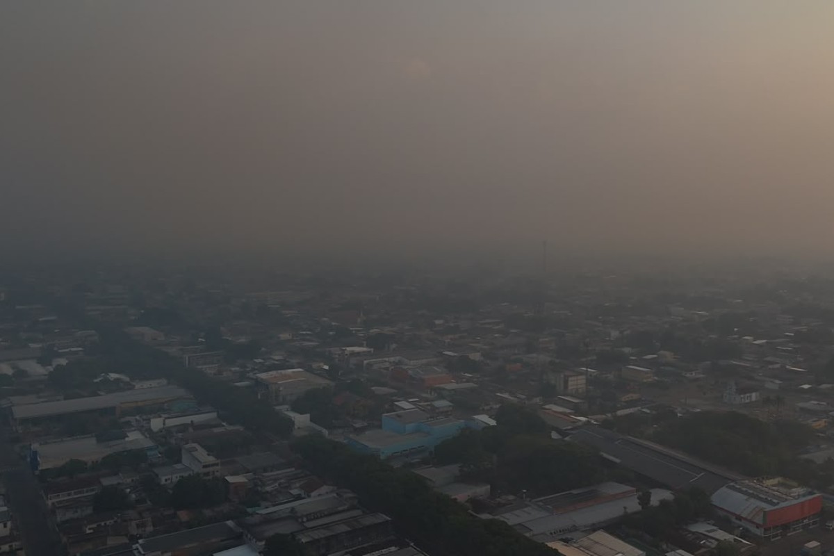 Queimadas deixam qualidade do ar péssima em cidades do interior do AM; Manaus tem nível moderado