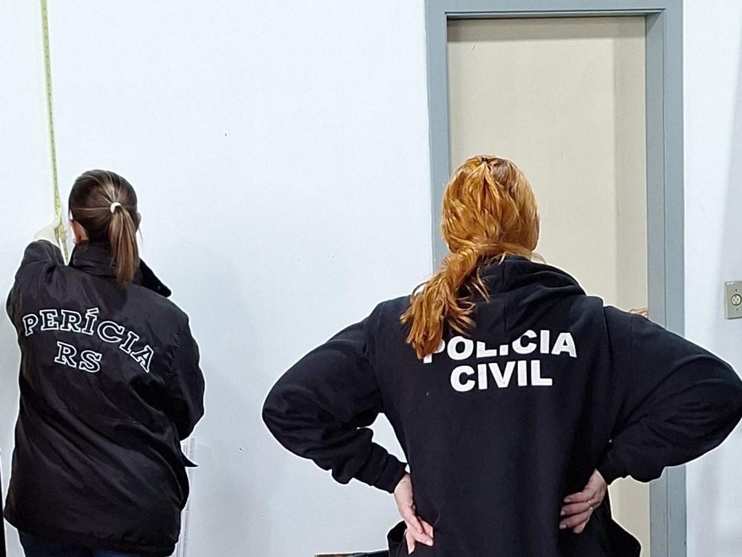Educador social é morto dentro de casa de passagem em Caxias do Sul; suspeito preso é um dos acolhidos do local, diz polícia