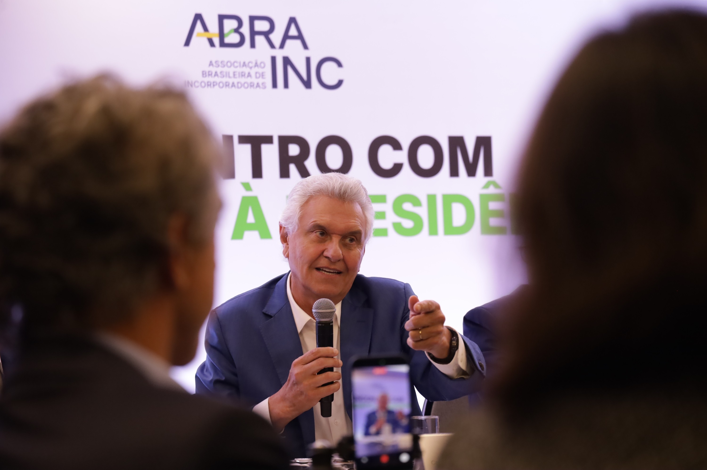 Caiado pede a Fachin fim do sigilo de investigações sobre Banco Master e INSS