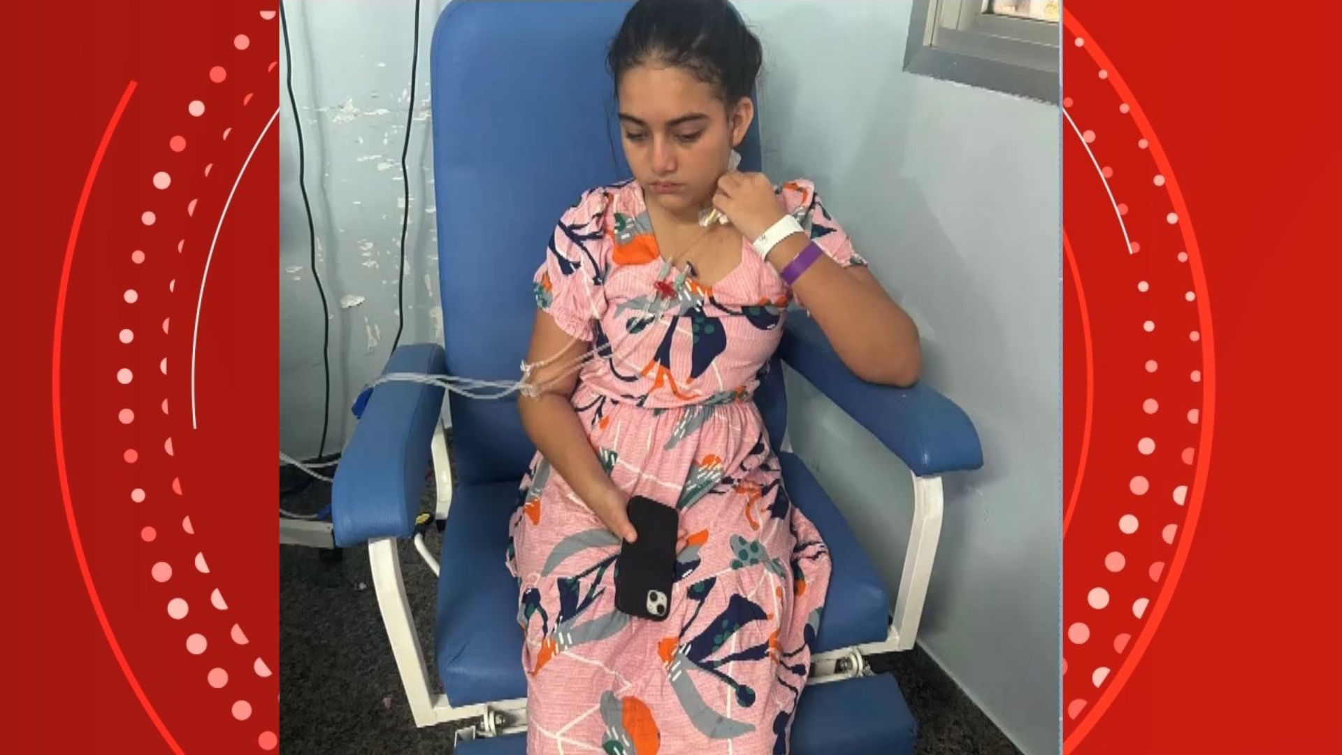 Adolescente leva bolada na cabeça na escola, tem várias convulsões e fica 2 semanas internada no ES