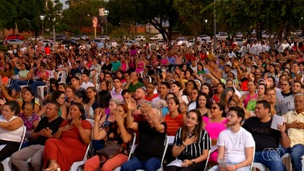 Féis participam da celebração e Missa de Corpus Christi na Praça dos Girassóis em Palmas