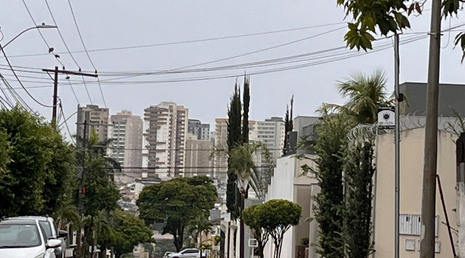 Após 74 dias, Uberlândia volta a ter chuva significativa; Bairro Roosevelt registrou maior precipitação  