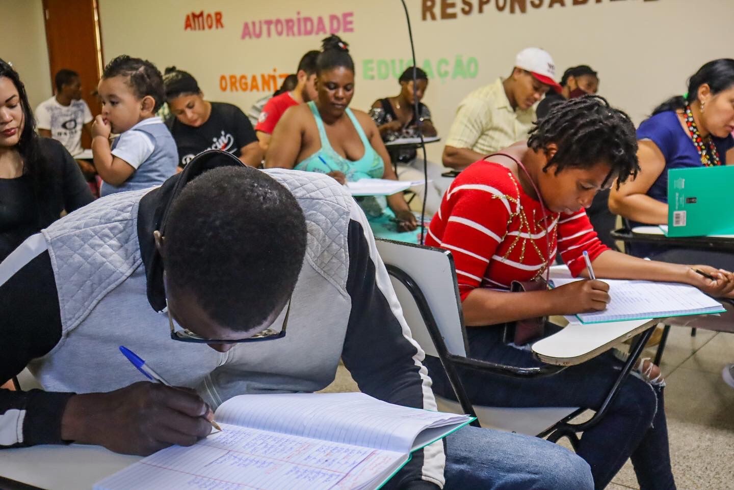 Amor ao próximo move projeto voluntário que apoia imigrantes e refugiados no interior de SP