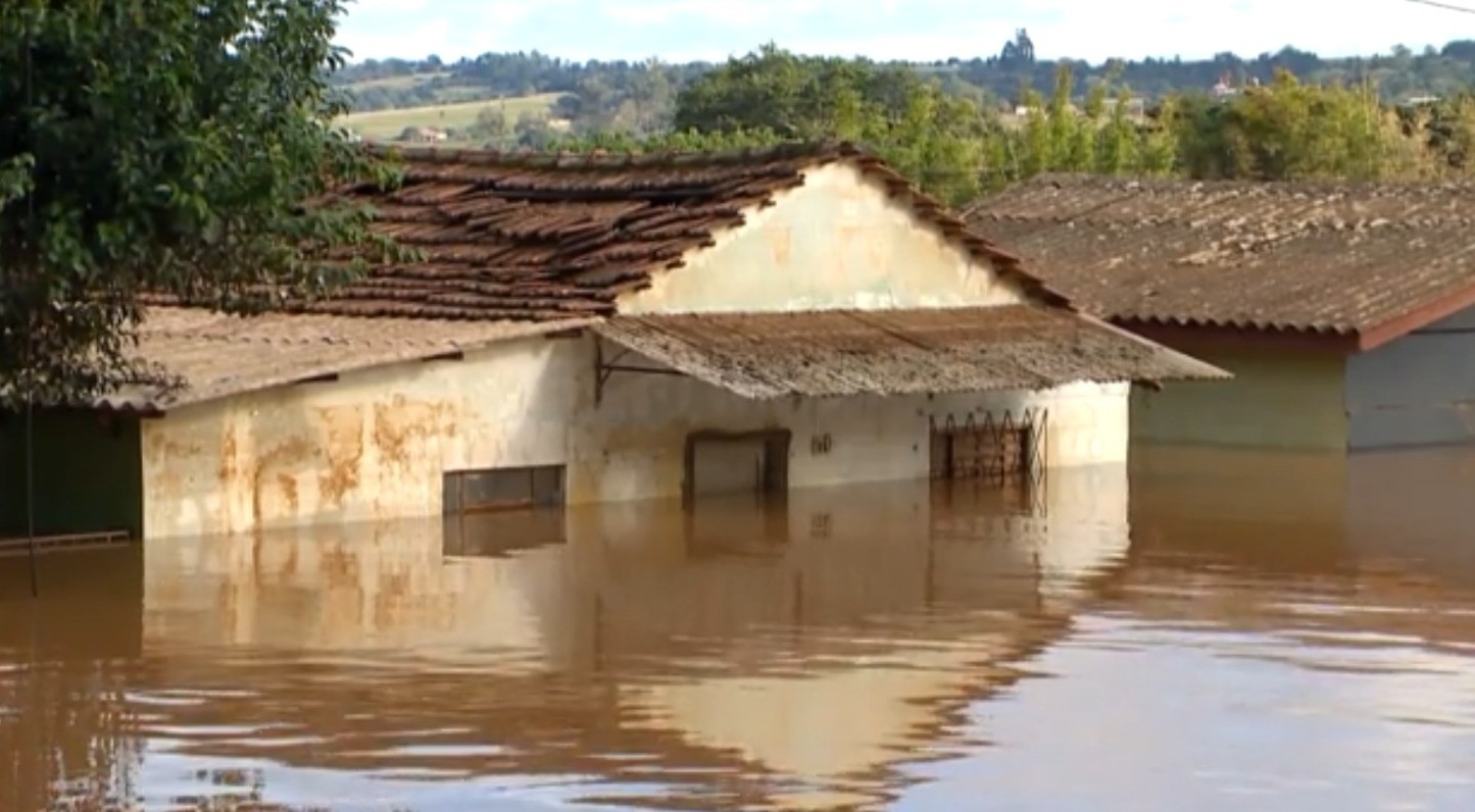 Satélites do Inpe ajudam governo federal a mapear áreas destruídas pelas enchentes no RS