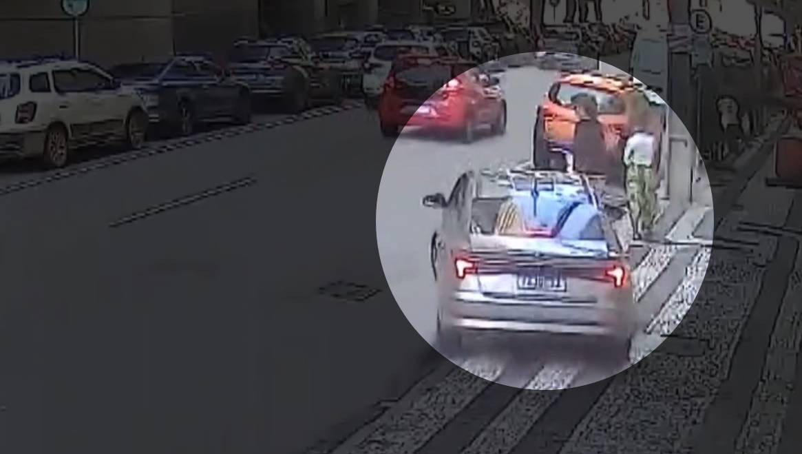 Novas imagens mostram primeiro contato entre deputado Renato Freitas e manobrista antes da troca de socos na rua, em Curitiba