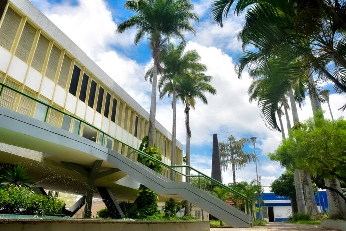 Concurso público de Caruaru com salários de até R$ 5 mil tem inscrições prorrogadas