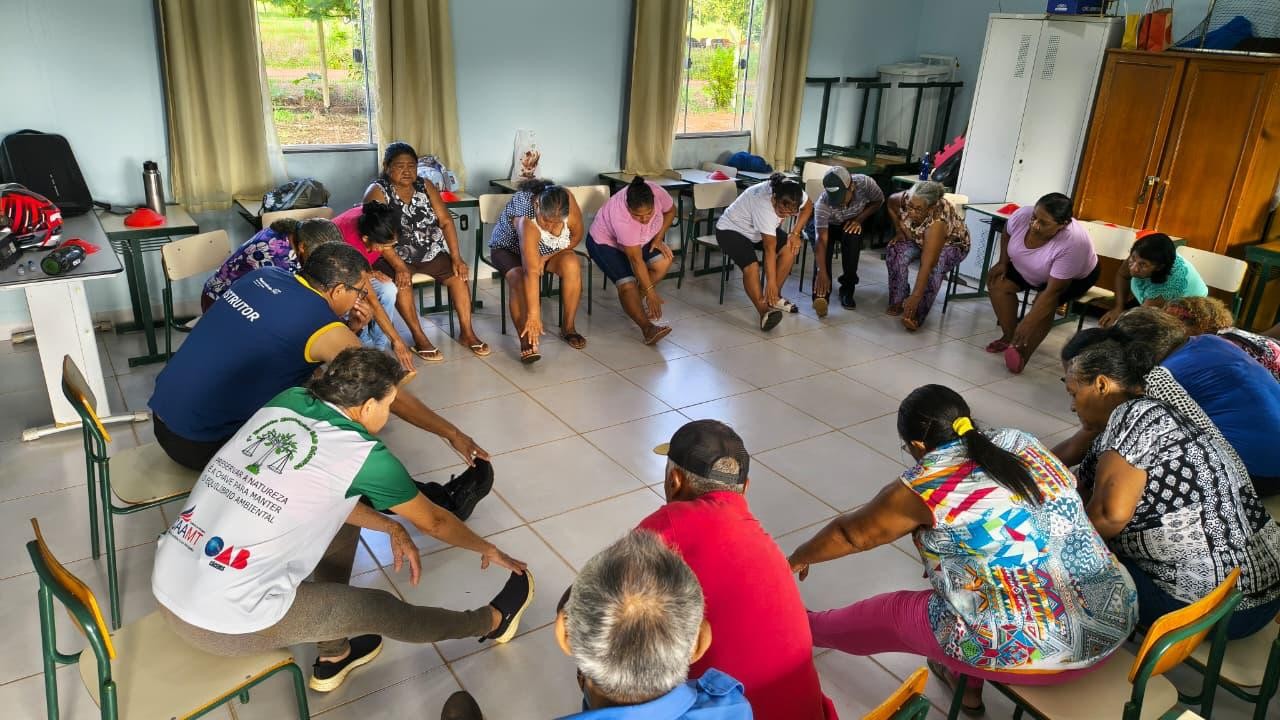 Aulas de alongamento e exercicios de articulação