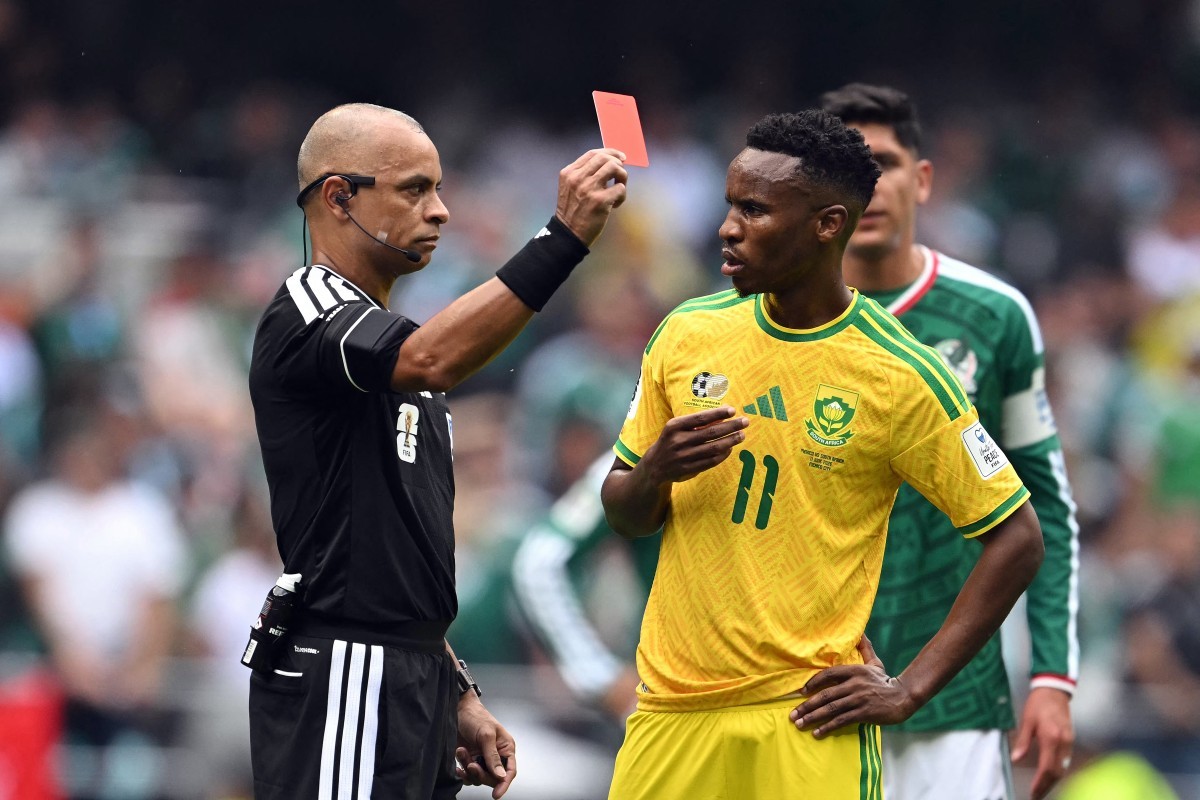 Tecla SAP em meme da Copa: o que juiz brasileiro disse em inglês e o que deveria ter falado para ser entendido?
