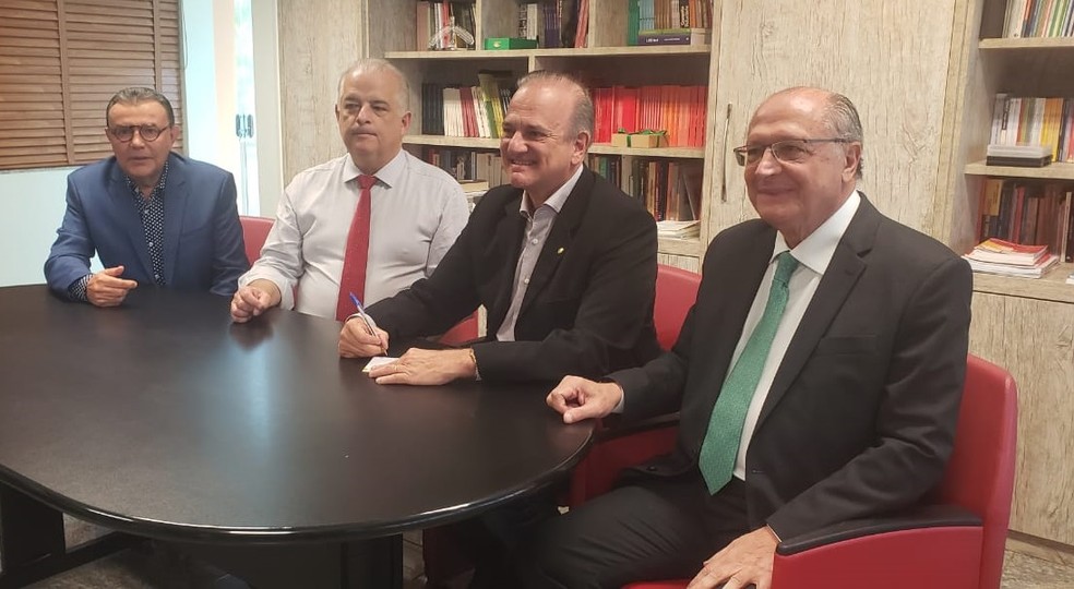 Empresário e ex-deputado federal Paulo Lima anuncia filiação ao PSB — Foto: Cedida