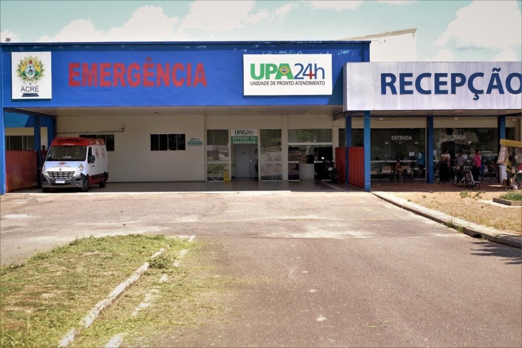 Com 17 mil casos de síndromes gripais, unidade de saúde especializada é reativada para reforçar atendimentos no AC